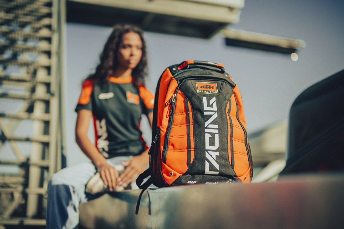 KTM PowerWear - 着ることのできるパフォーマンス KTM PowerWear - 着ることのできるパフォーマンス